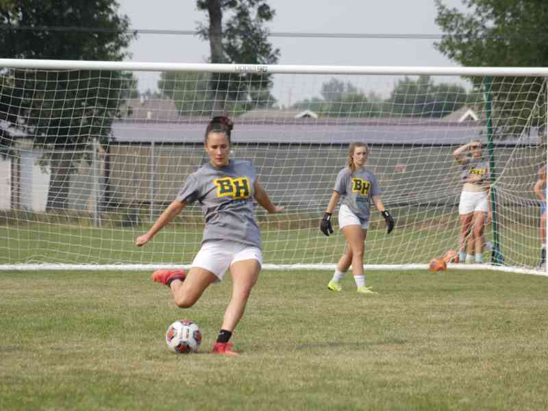 Black Hills, Spearfish, Black Hills State University, Women's Soccer, Pass