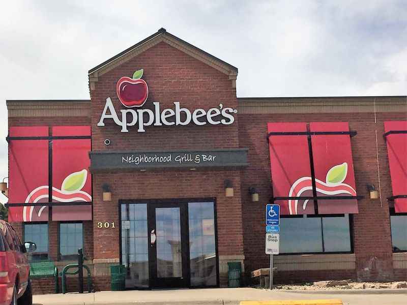 Applebee's Storefront